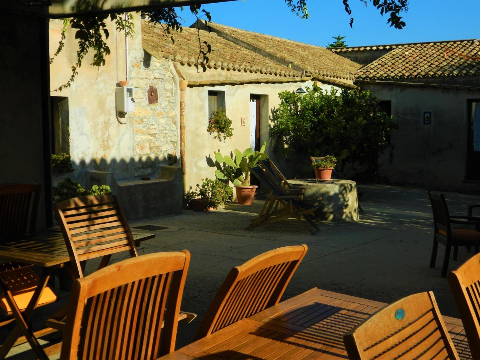 Baglio Anaste Hotel Buseto Palizzolo Buitenkant foto